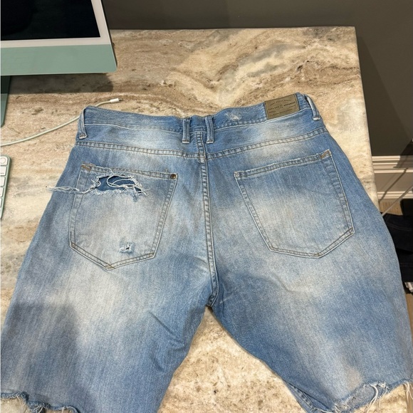 Zara Ripped Jean Shorts - Picture 6 of 7